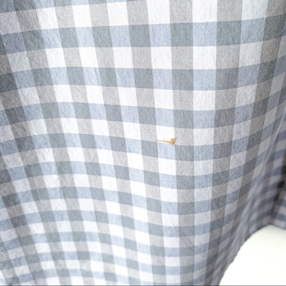 💙 Lacoste | Modern Fit Plaid Button Down - Picture 3 of 8